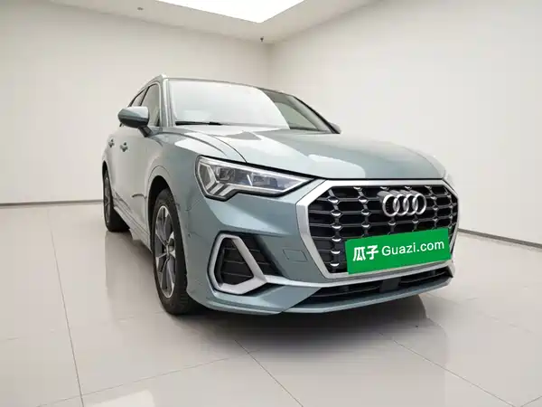 Audi Q3 2021