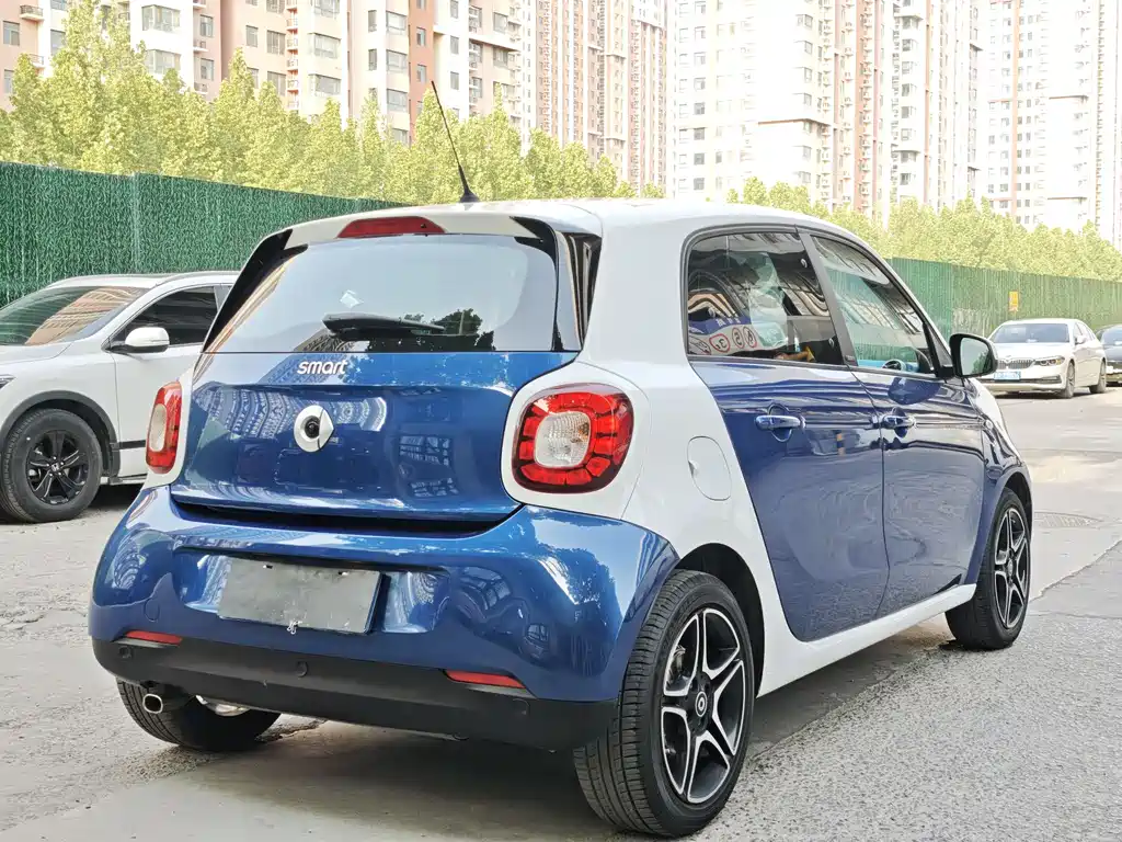 smart Forfour 2017 — фото 9