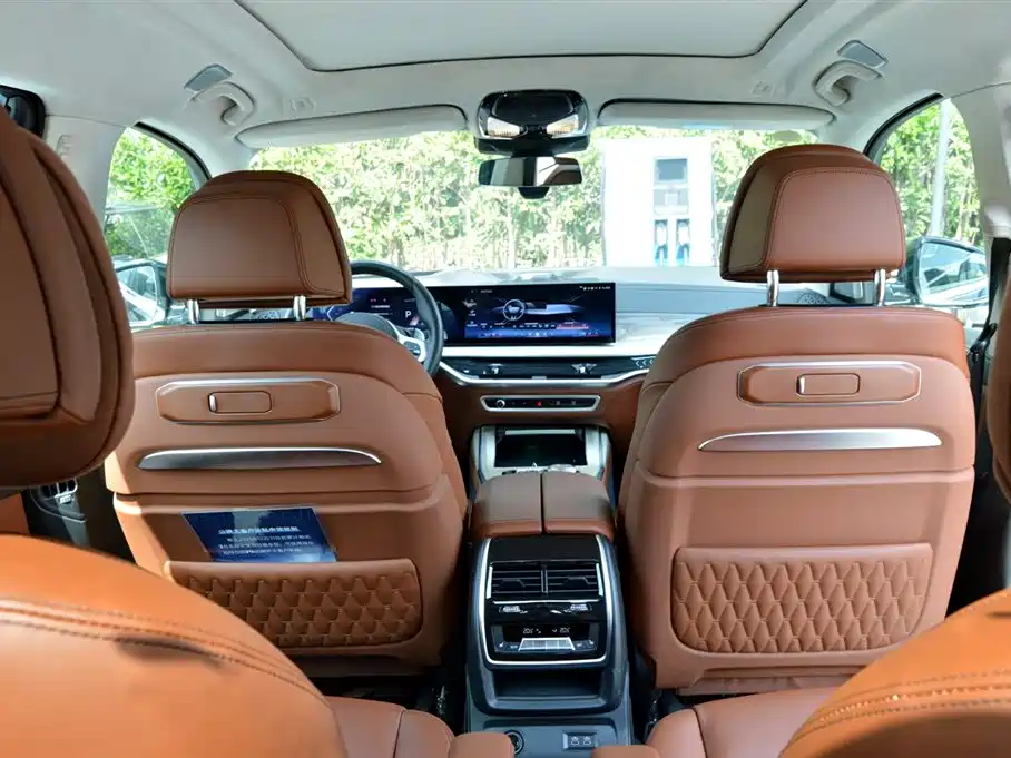 BMW X7 2024 — фото 14