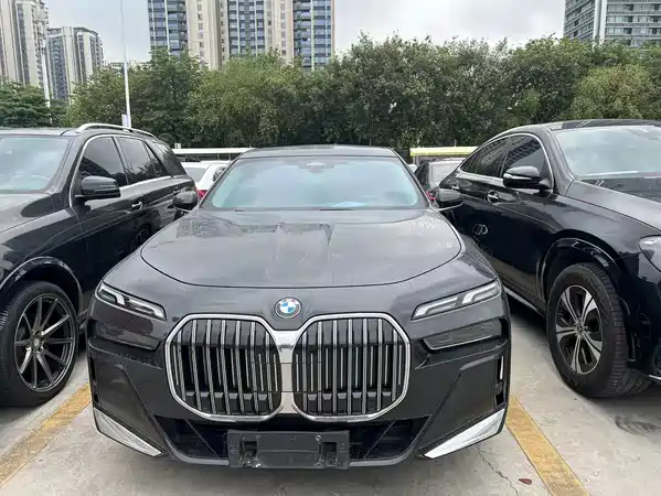 BMW 7 Series 2024