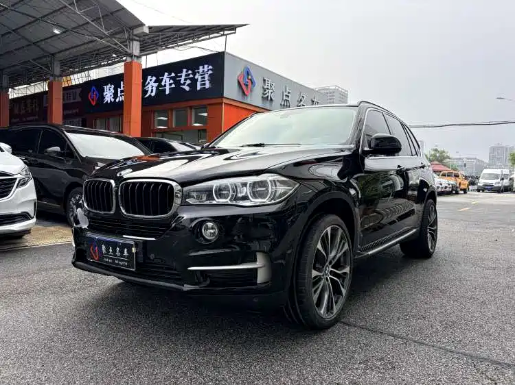 BMW X5 2020 — фото 1