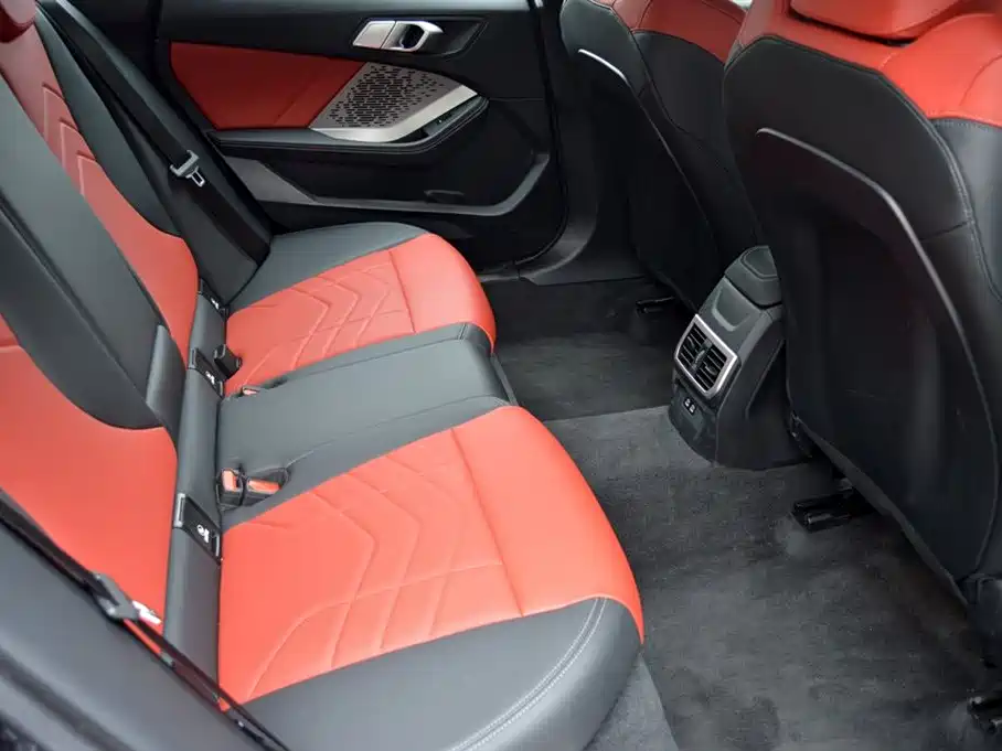 BMW 2 Series 2025 — фото 15