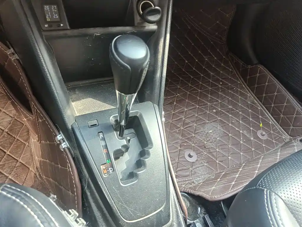 Toyota Yaris L 2019 — фото 14
