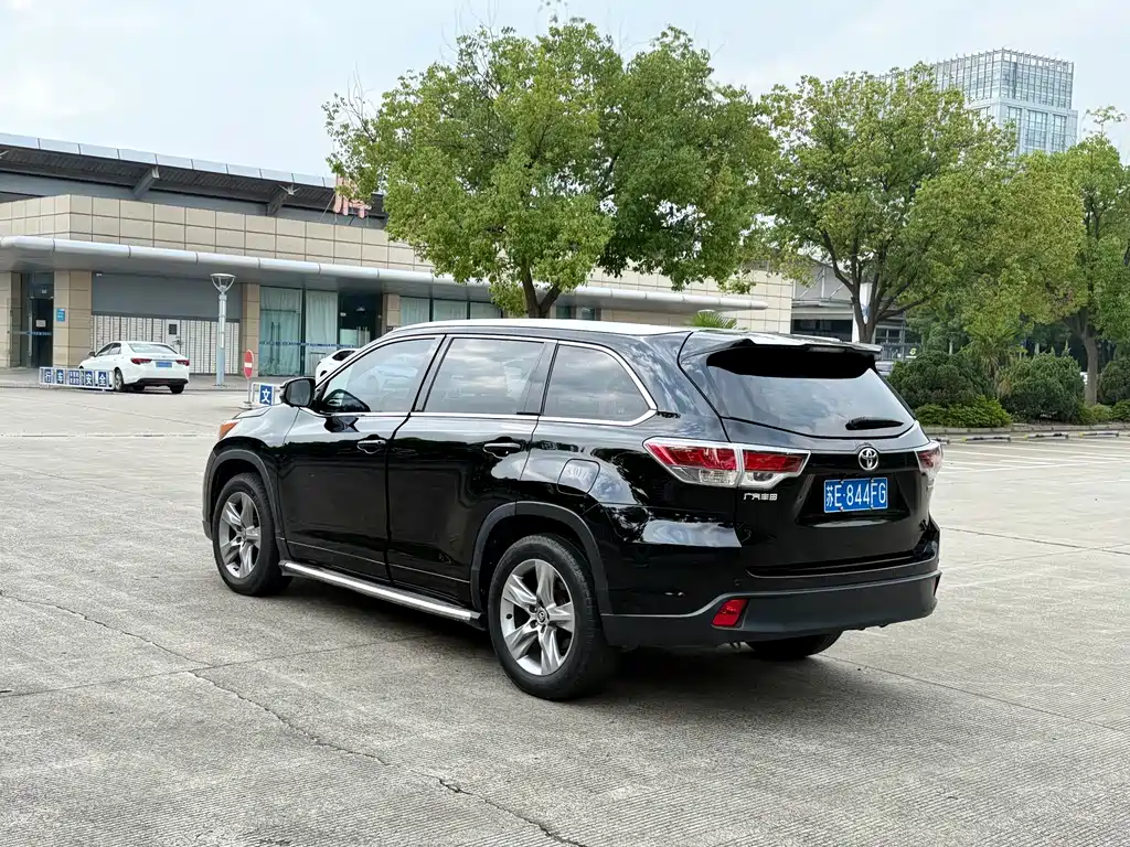 Toyota Highlander 2017