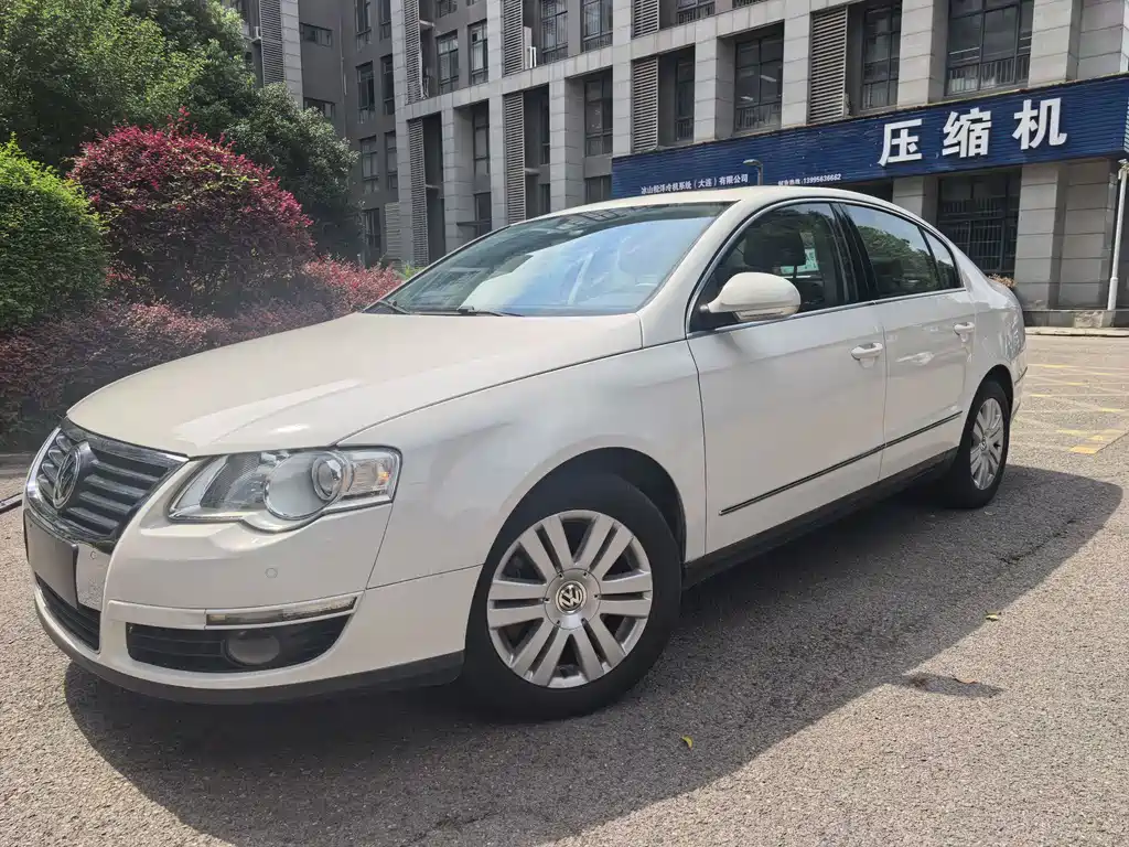 Volkswagen Magotan 2011