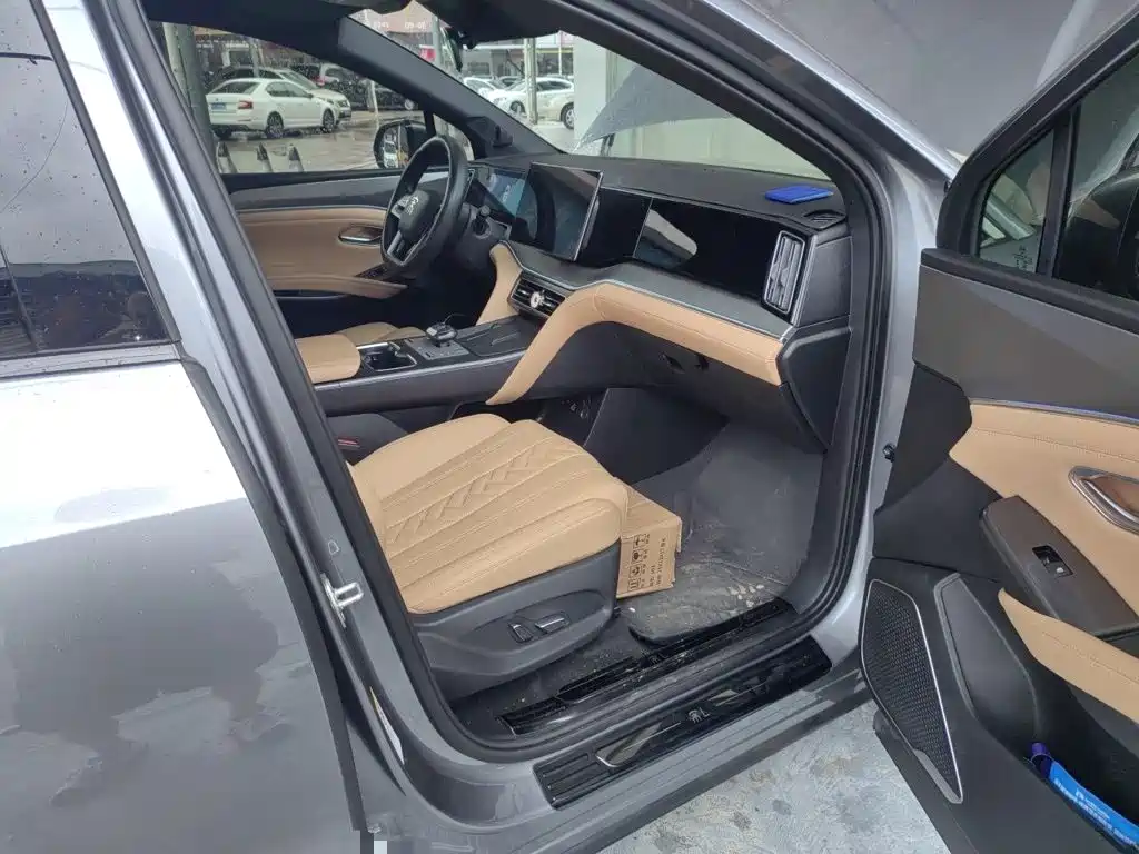 BYD Song L DM-i 2024 — фото 20