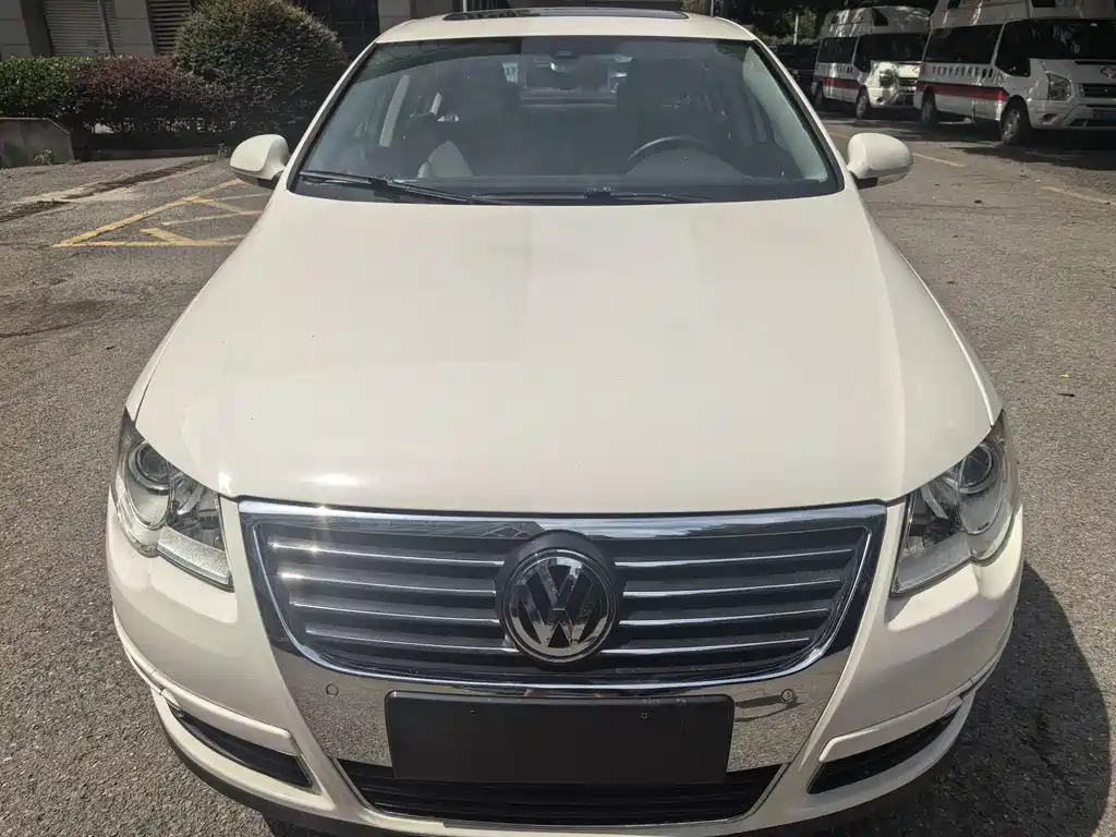 Volkswagen Magotan 2011