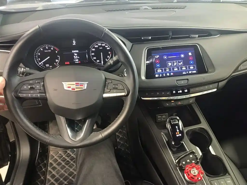Cadillac XT4 2021 — фото 10