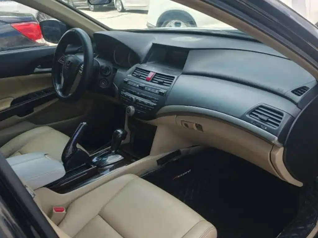 Honda Accord 2009