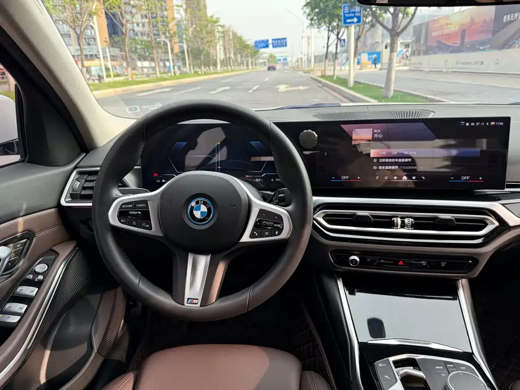 BMW i3 2024 — фото 10