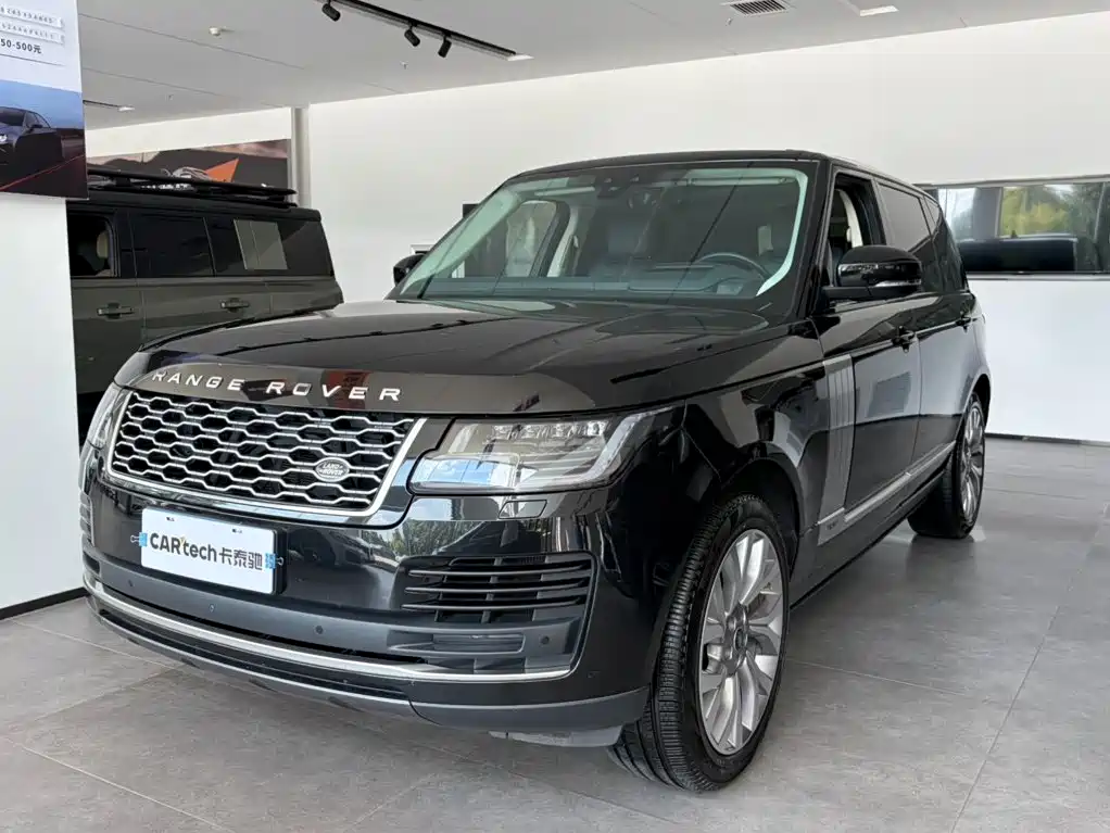 Land Rover Range Rover 2021 — фото 1