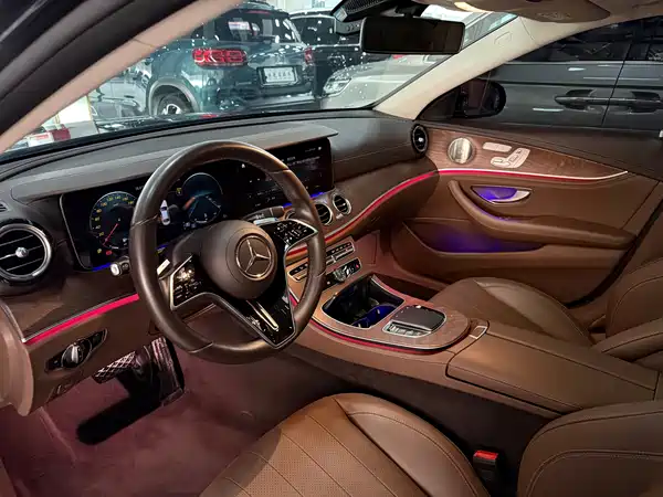 Mercedes-Benz E-Class 2023