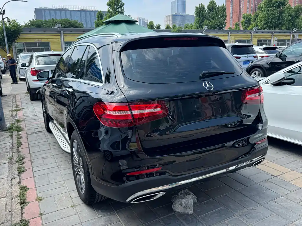 Mercedes-Benz GLC 2017 — фото 14
