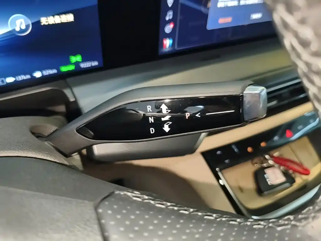Buick GL8 New Energy 2025 — фото 14