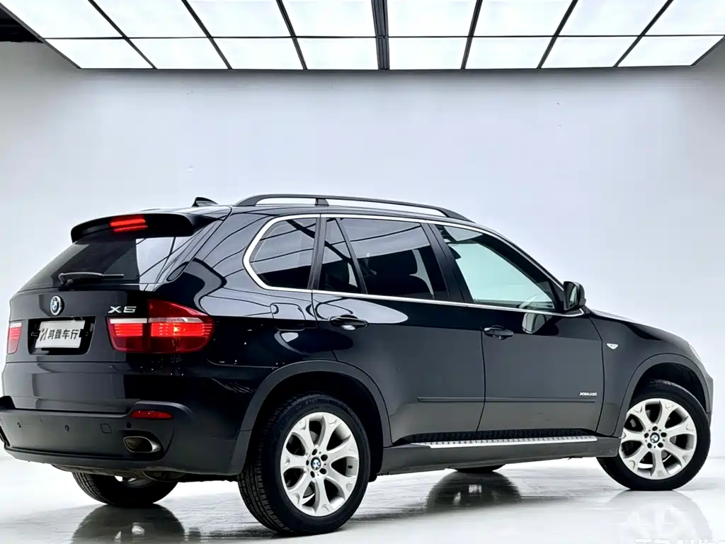 BMW X5 2009 — фото 4