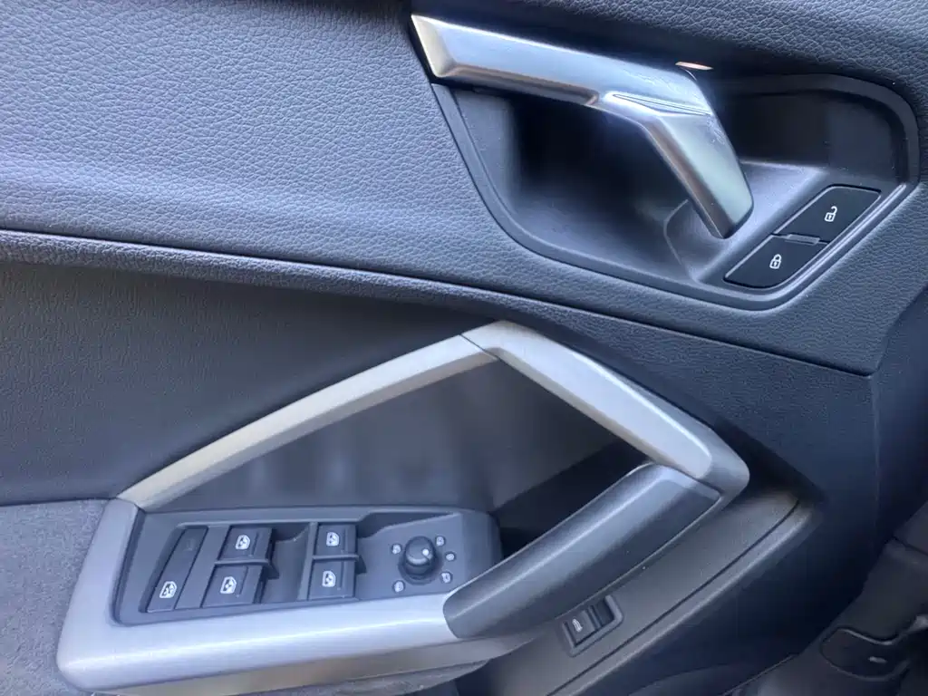 Audi Q3 2023 — фото 18