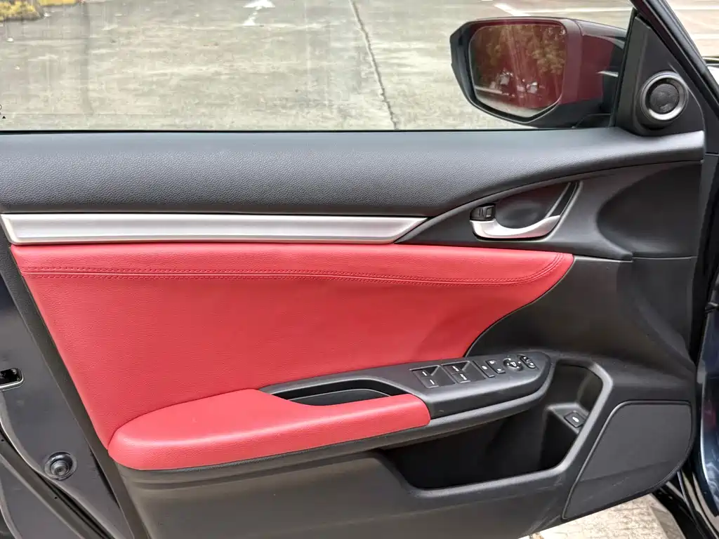 Honda Civic 2020 — фото 9