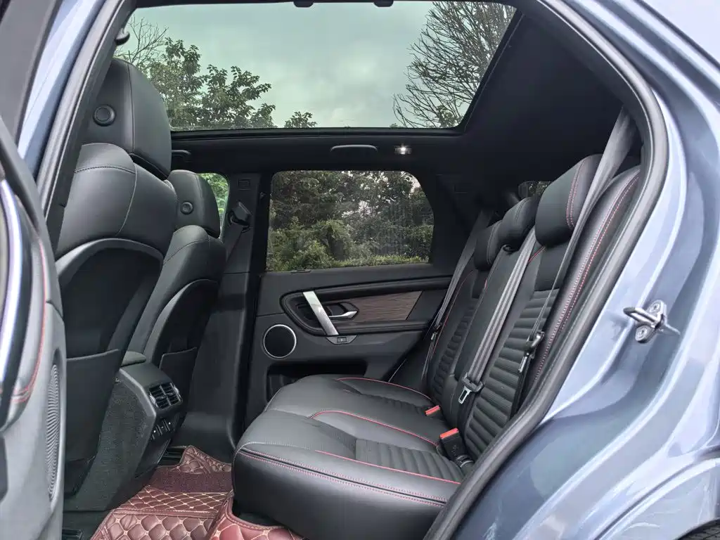 Land Rover Discovery Sport 2020 — фото 10