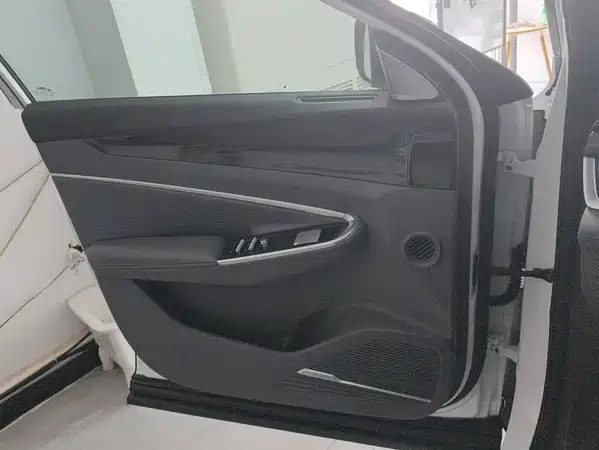Geely Boyue 2026