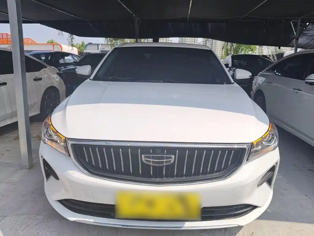 Geely Emgrand 2023