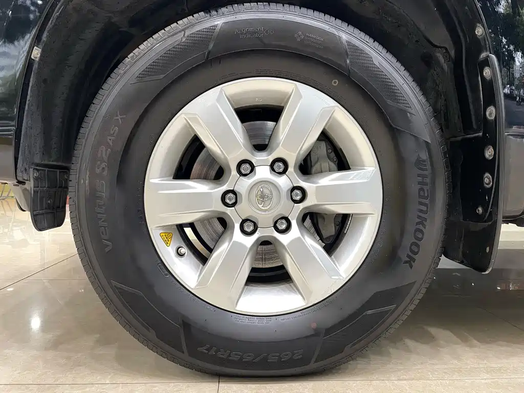 Toyota Prado 2015 — фото 21