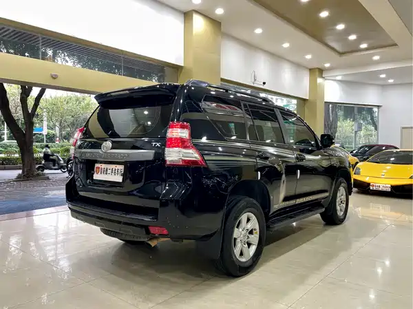 Toyota Prado 2015
