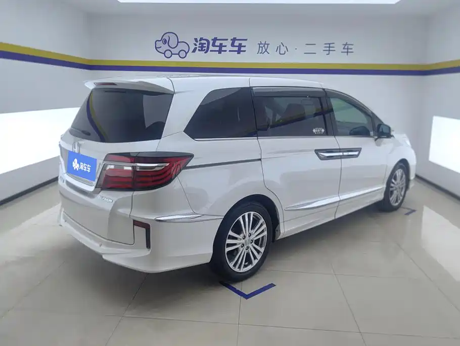 Honda Elysion 2018