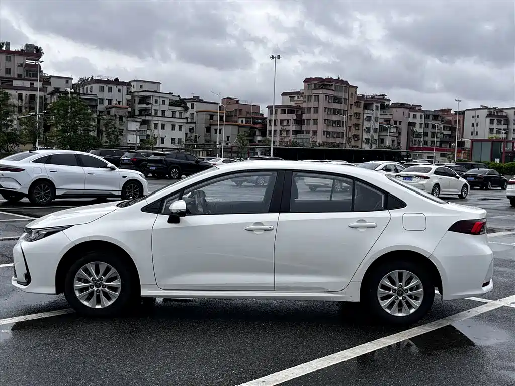 Toyota Corolla 2024