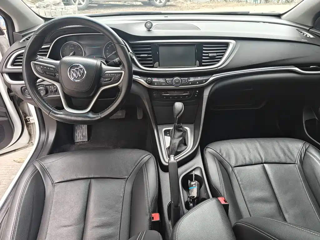Buick Excelle 2019 — фото 4