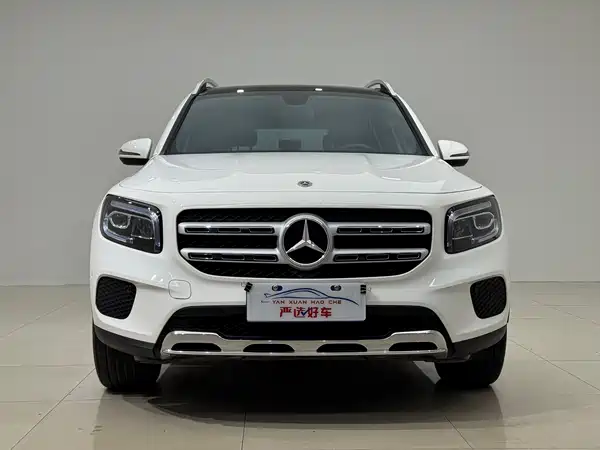 Mercedes-Benz GLB 2023