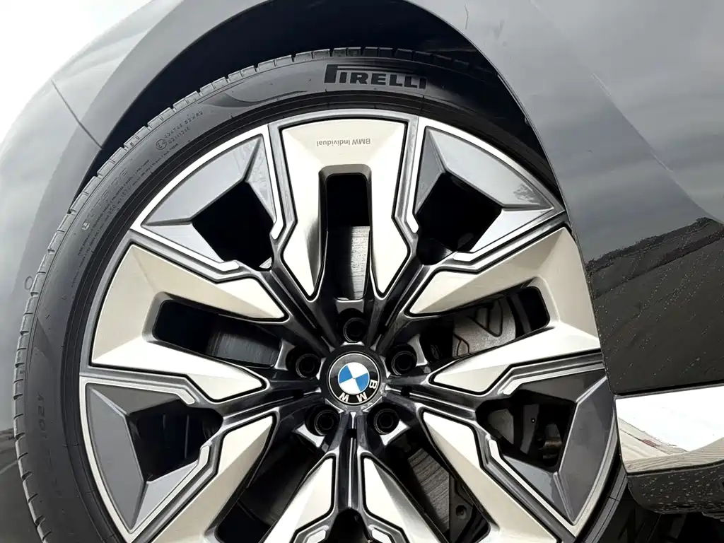 BMW 7 Series 2024 — фото 14
