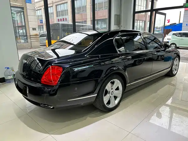 Bentley Flying Spur 2005