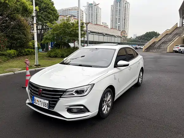 Roewe i5 2020