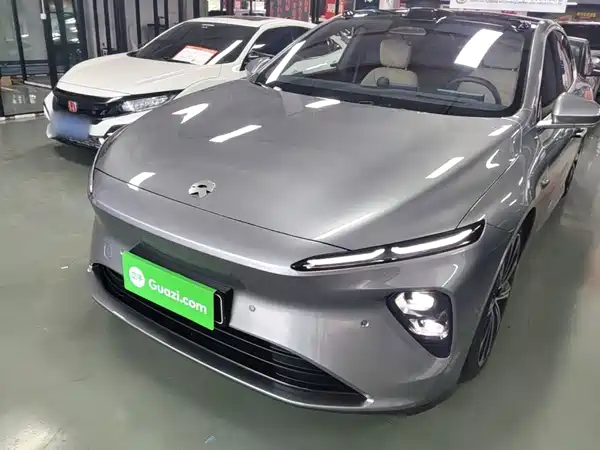 NIO ET7 2025