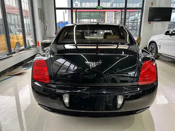 Bentley Flying Spur 2005