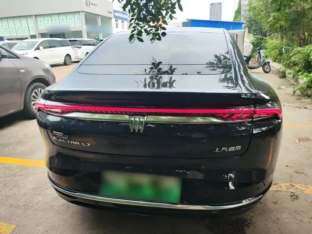 Buick Zhijing L7 2025 — фото 6