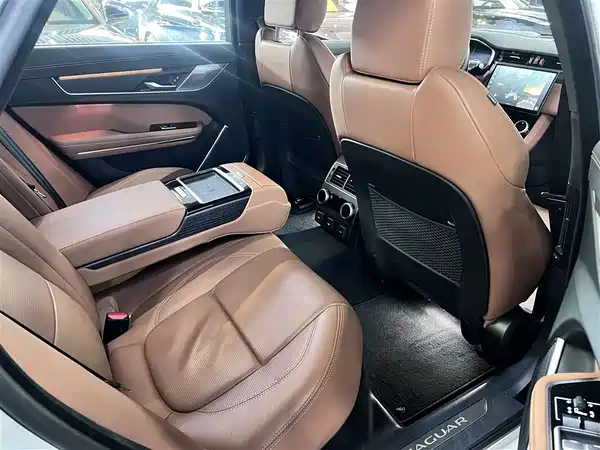 Jaguar XFL 2024
