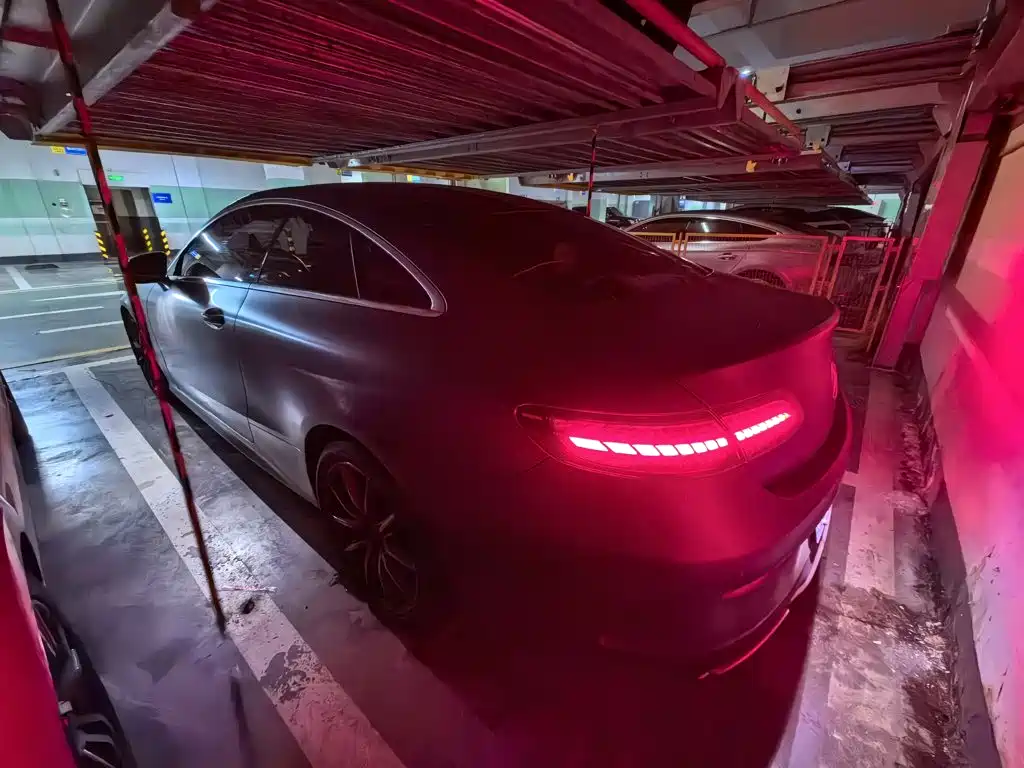 Mercedes-Benz E-Class 2021