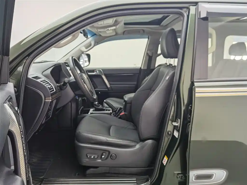 Toyota Prado 2018 — фото 10