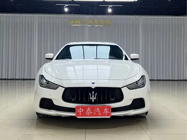 Maserati Ghibli 2015