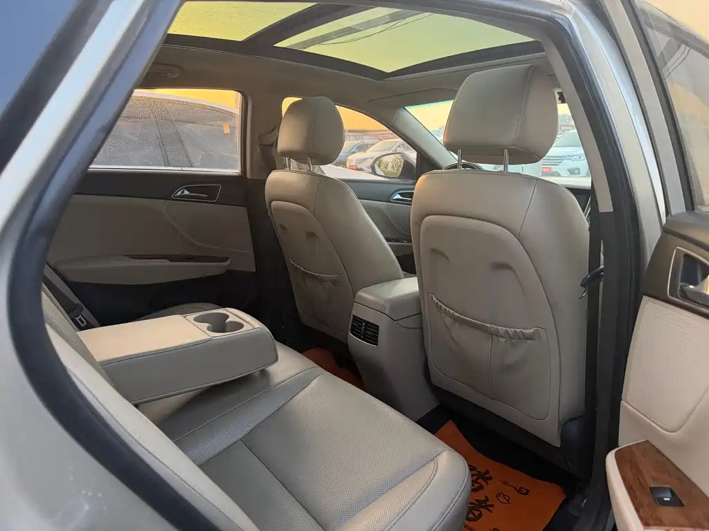 Hyundai Mistra 2015 — фото 10