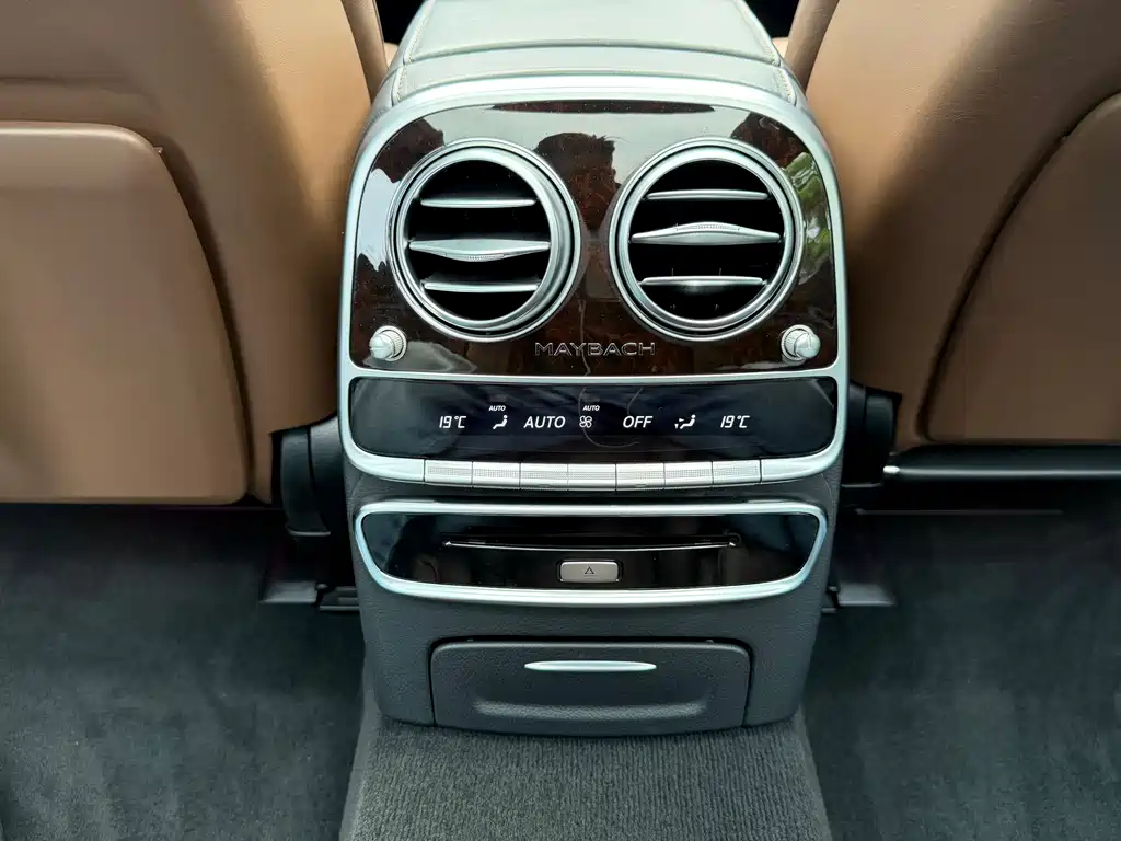 Mercedes-Benz S-Class 2018 — фото 28