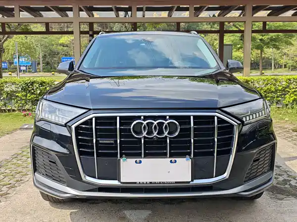 Audi Q7 2021