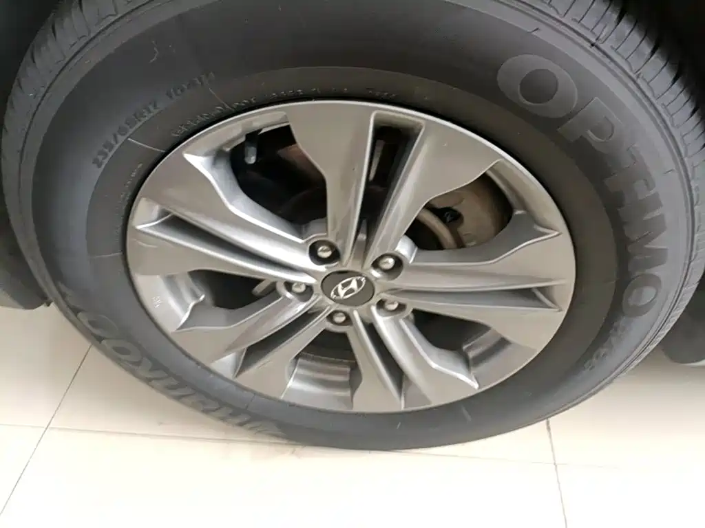 Hyundai Santa Fe 2015 — фото 23