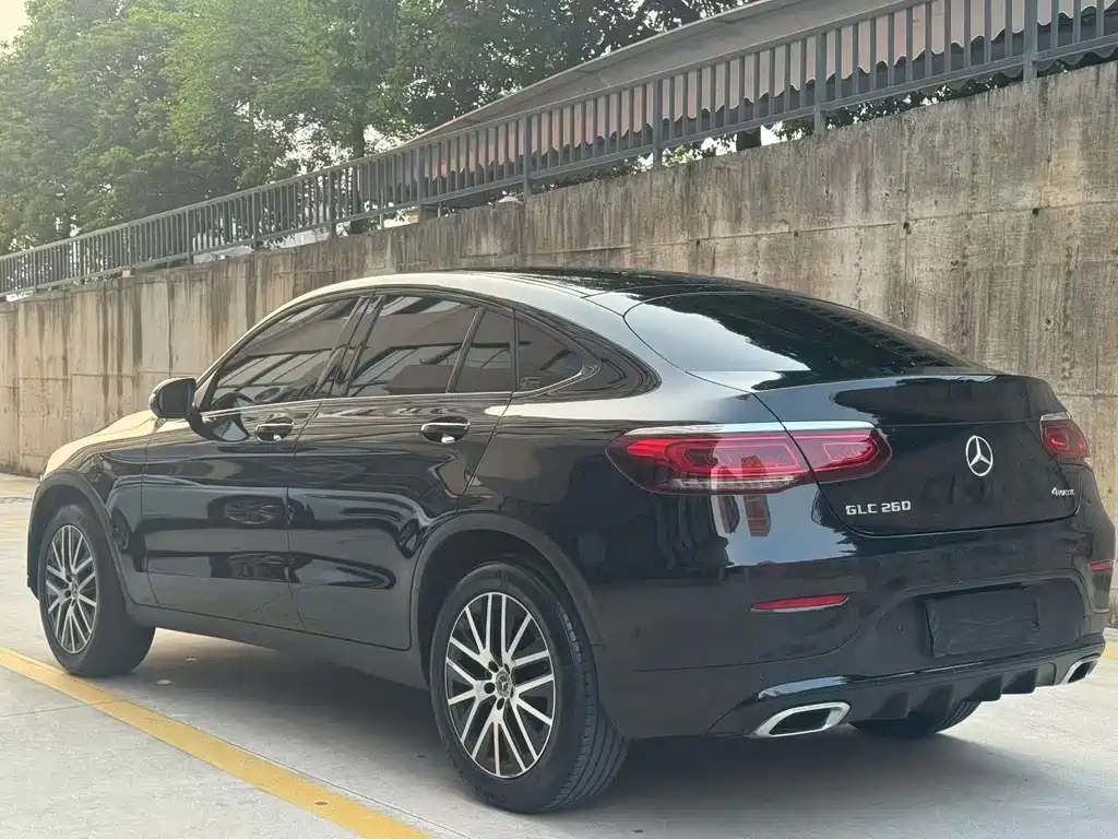 Mercedes-Benz GLC Coupe 2023 — фото 12