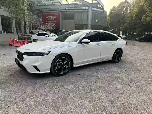 Honda Inspire 2023