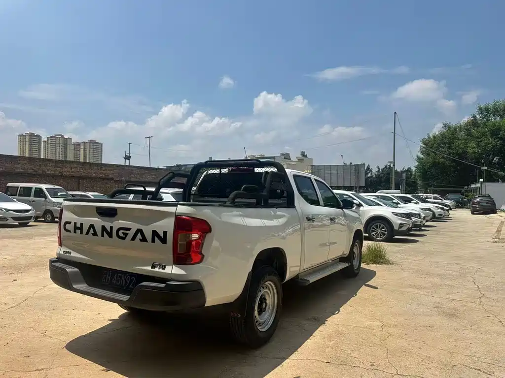Changan F70 Blue Whale 2024 — фото 15