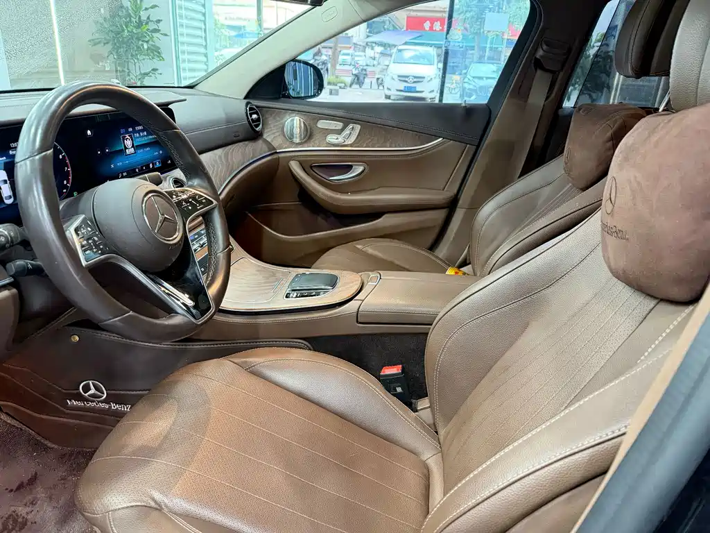 Mercedes-Benz E-Class 2023 — фото 3