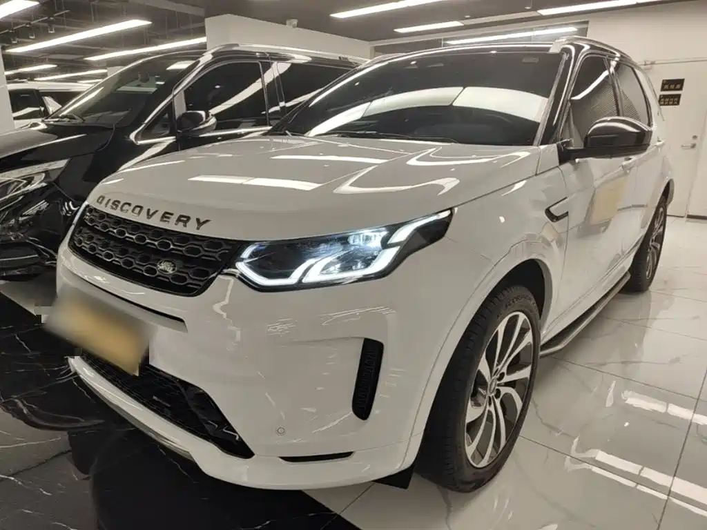 Land Rover Discovery Sport 2023 — фото 1