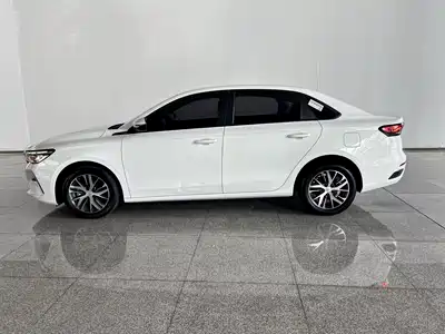 Geely Emgrand 2023